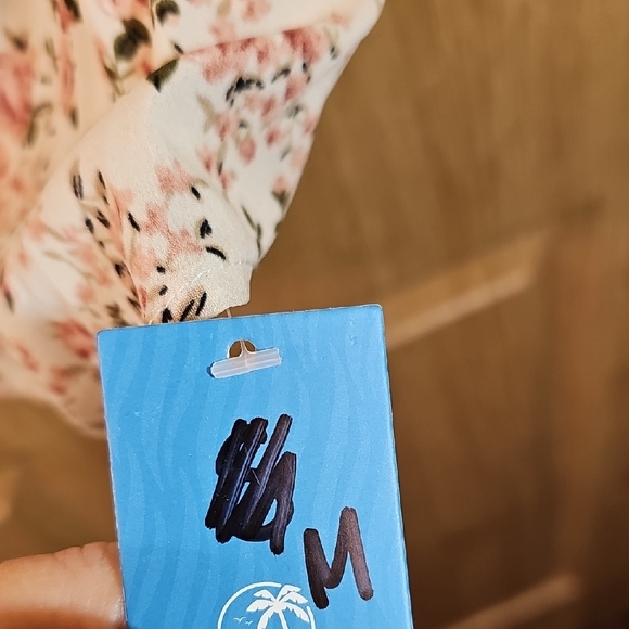 Cupshe Floral Lace Trim Camisole in Cream and Pink - Picture 3 of 8